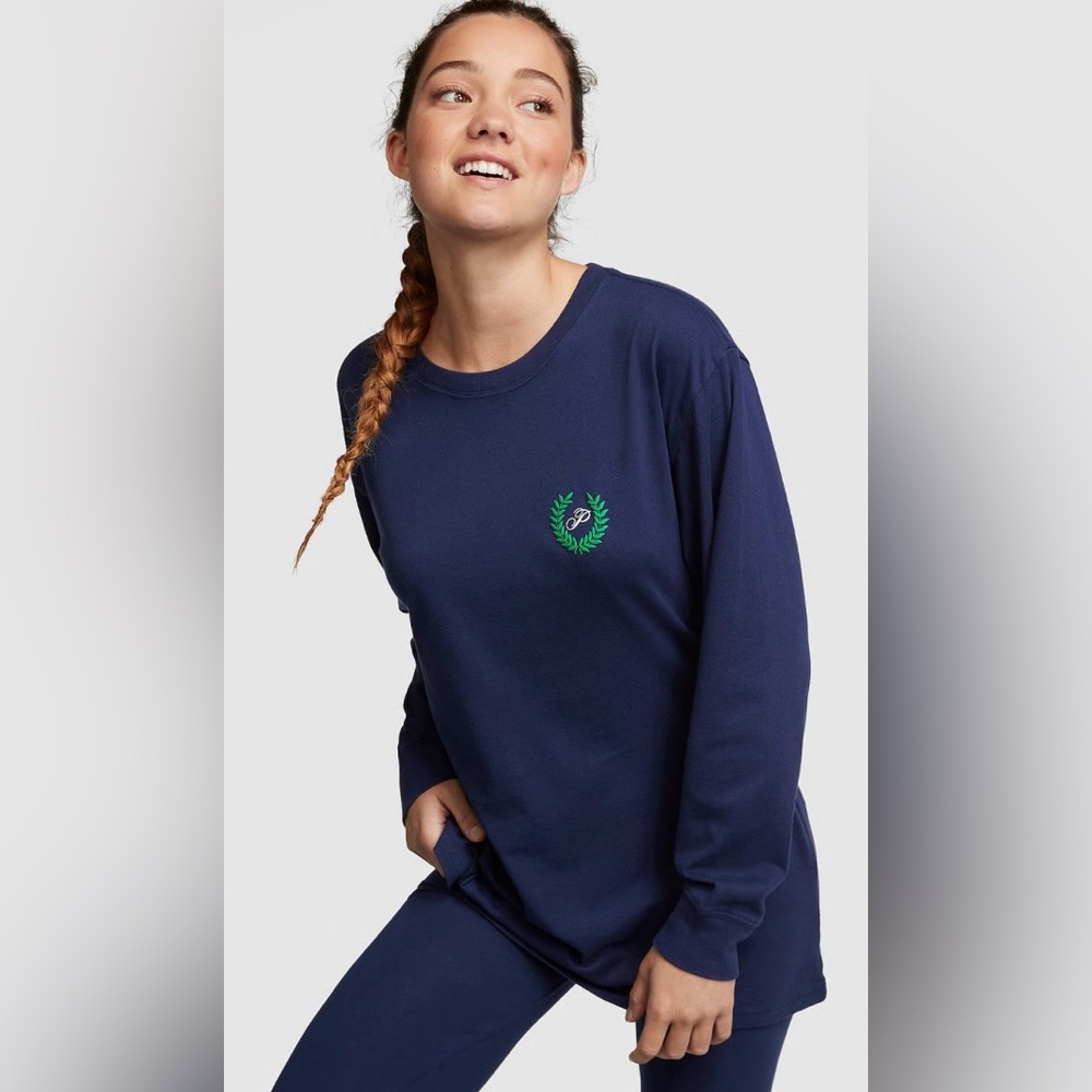 PINK Victoria's Secret Navy Long Sleeve Tee